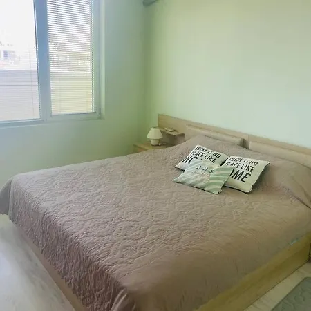 Apartment Paradise Varna